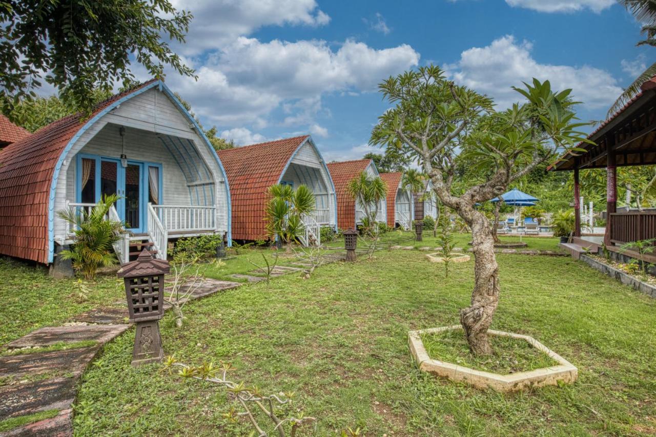 Megaland Bungalow Batununggul Eksteriør bilde
